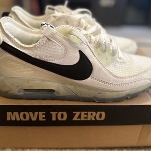 Nike Air Max 90 Terrascape Mens SZ 9.5